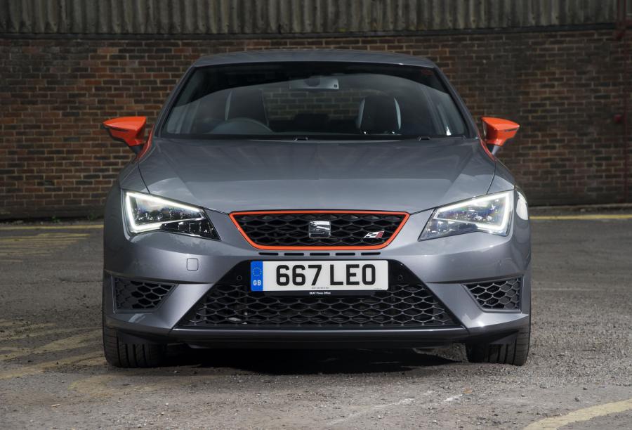  Seat Leon SC Cupra 280 Ultimate Sub8 2015 года  (фото 16 из 30)